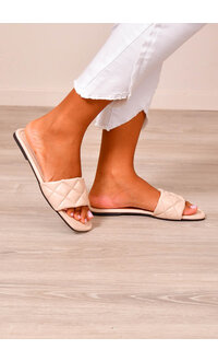 PENNE Quilted Slippers with Diamond Pattern