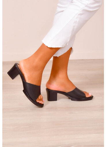 PENNE Simple Chunky Heel Slip On Shoes