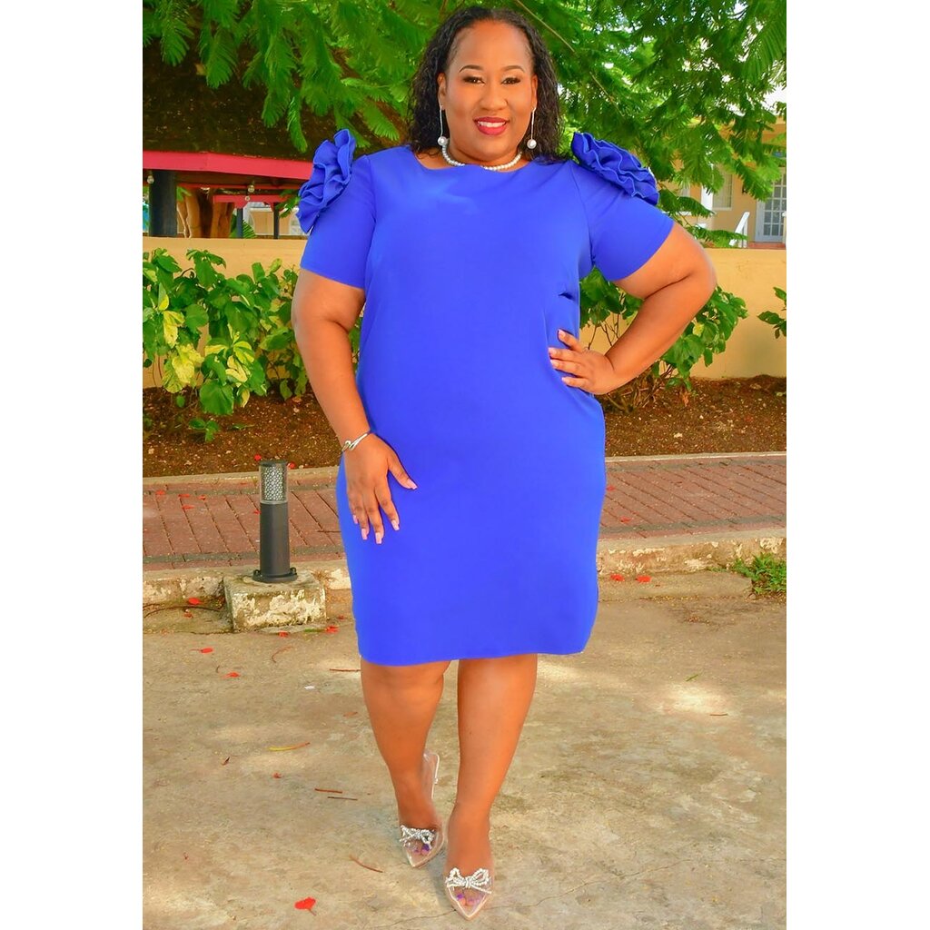 RIGERN- Plus Size Round Neck with Rose on Sleeves