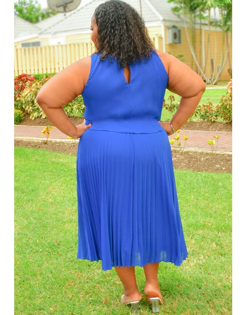 Maison Tara RIMJI- Plus Size Steam Pleat Pop Over Dress