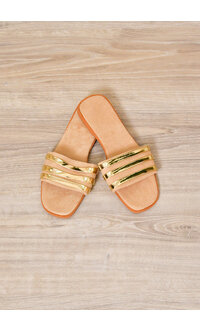 GETS Flat Shoes with Gold Strips