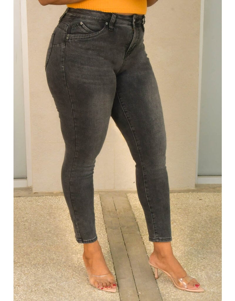 Royalty ZODWA- Jeans with Pockets & Tabs