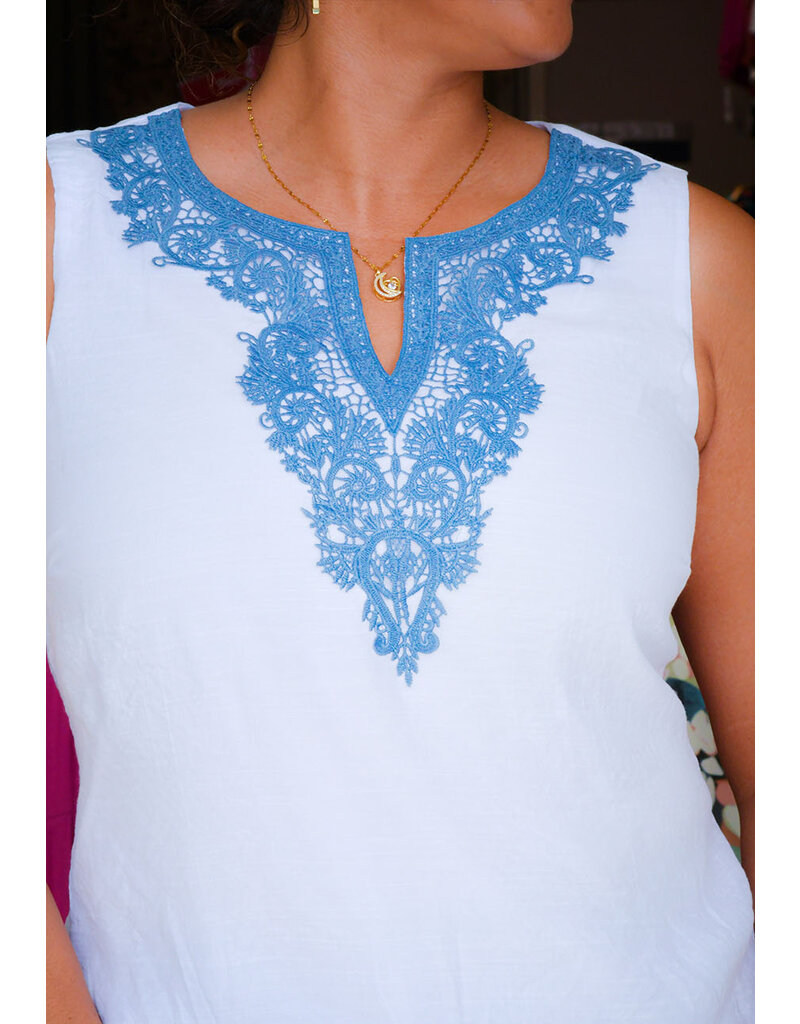 HARPER 241 VAAHILA- Armhole Embroidered V Top