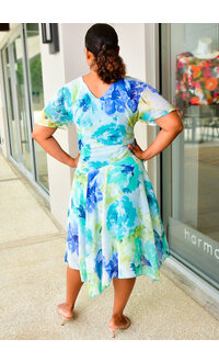 FANON- Floral V-Neck Dress with Points