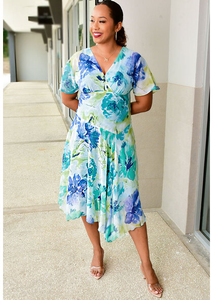 FANON- Floral V-Neck Dress with Points