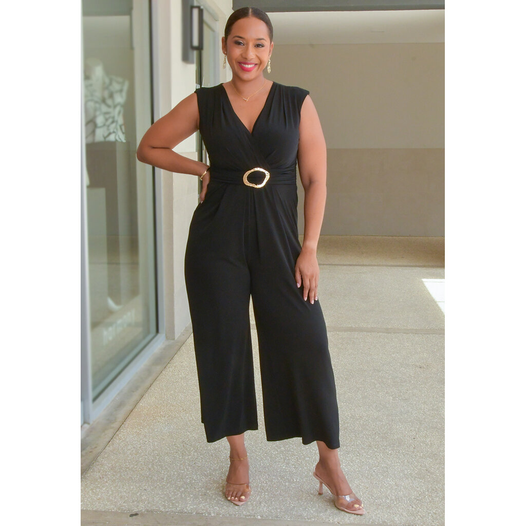 IHAIL- Armhole Jumper with Gold Ring