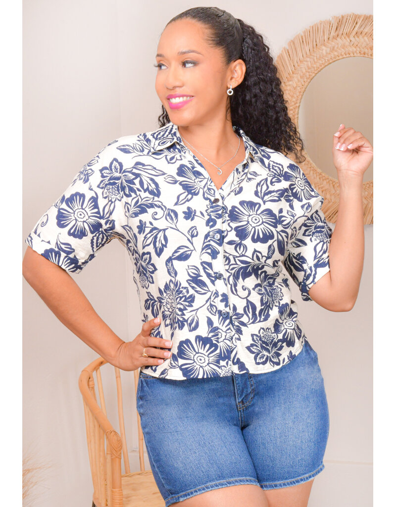 MLLE Gabrielle VERBEN- Printed Button Down Top with Collar