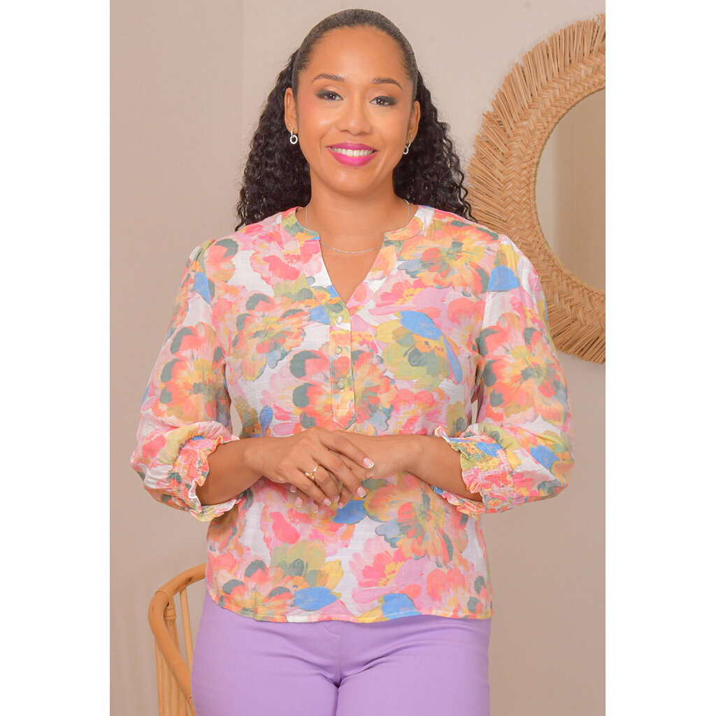 VULLY- Floral Split Neck 3/4 Top