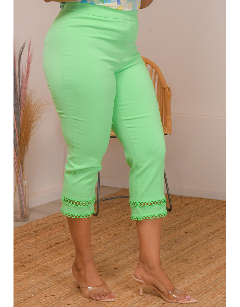 ZAC & RACHEL ZAHRA- Pull On Capri Pants with Cut-Out Hem