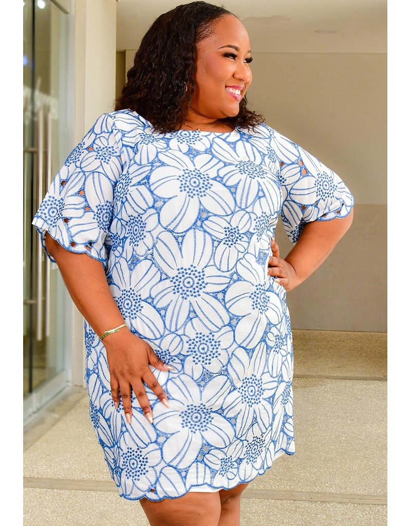 52SEVEN KYVER- Plus Size Embroidery Round Neck Dress