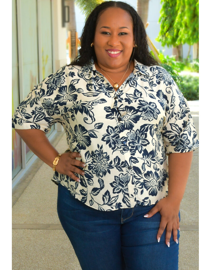 MLLE Gabrielle VERBEN- Plus Size Printed Button Down Top