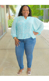 ZAC & RACHEL VELIKO- Plus Size Button Down Top with Sleeves