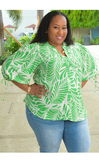 MLLE Gabrielle VEDHA- Plus Size Tie Neck Crochet Hem Top