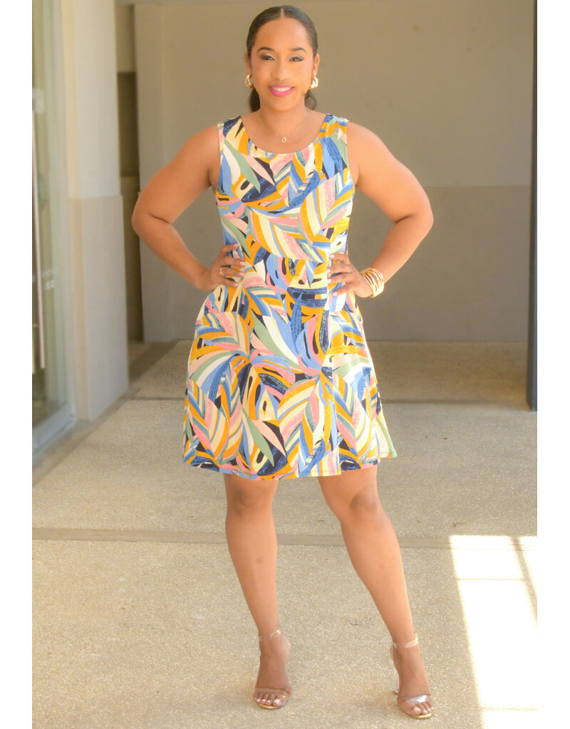 Nina Leonard IGENNA- Printed Round Neck Dress with Pockets