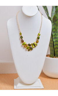 AJ Fashions Small Multi Shaped Stones Necklace Set