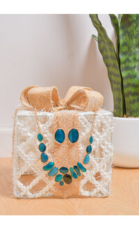 AJ Fashions Small Multi Shaped Stones Necklace Set