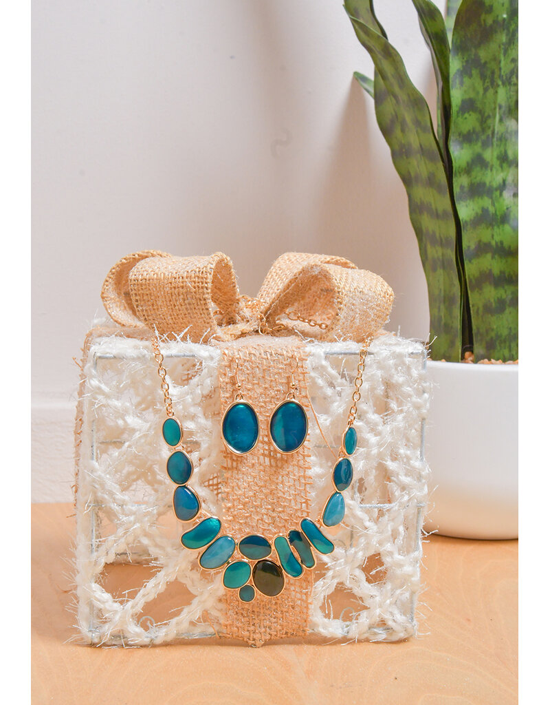 AJ Fashions Small Multi Shaped Stones Necklace Set