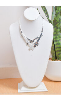 AJ Fashions Fused Criss Cross Necklace Set