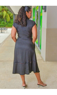 Nina Leonard KENZY- Solid Botton Down Dress with Crochet Patch