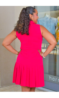 Shelby & Palmer RIPEY- Pleated Hem Armhole Dress