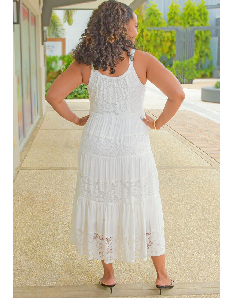 Signature GELINA- Small Strap Dress with Lace Patches