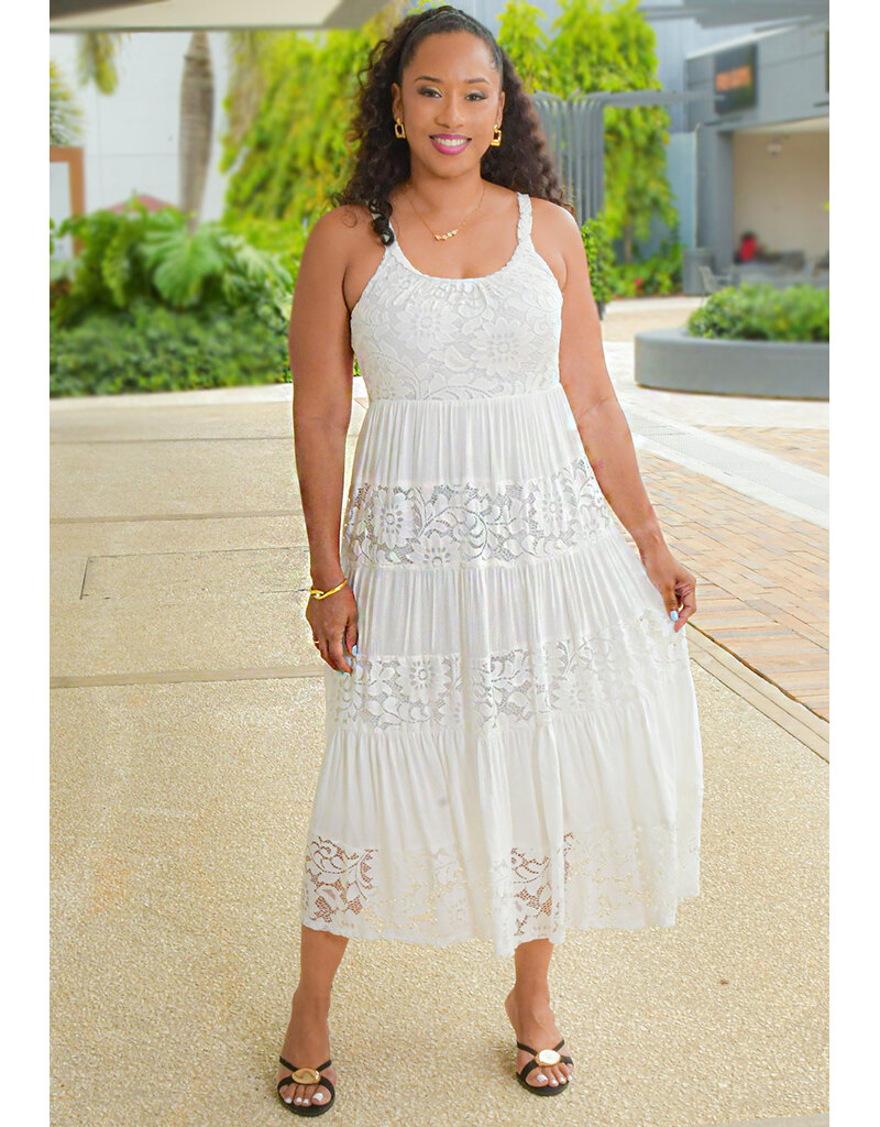Signature GELINA- Small Strap Dress with Lace Patches
