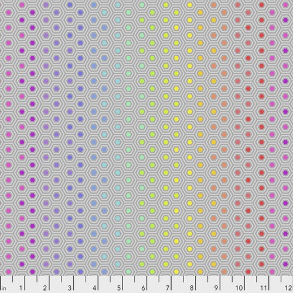 Tula Pink Tula Pink True Colors Hexy Rainbow Pwtp151 Dove Going