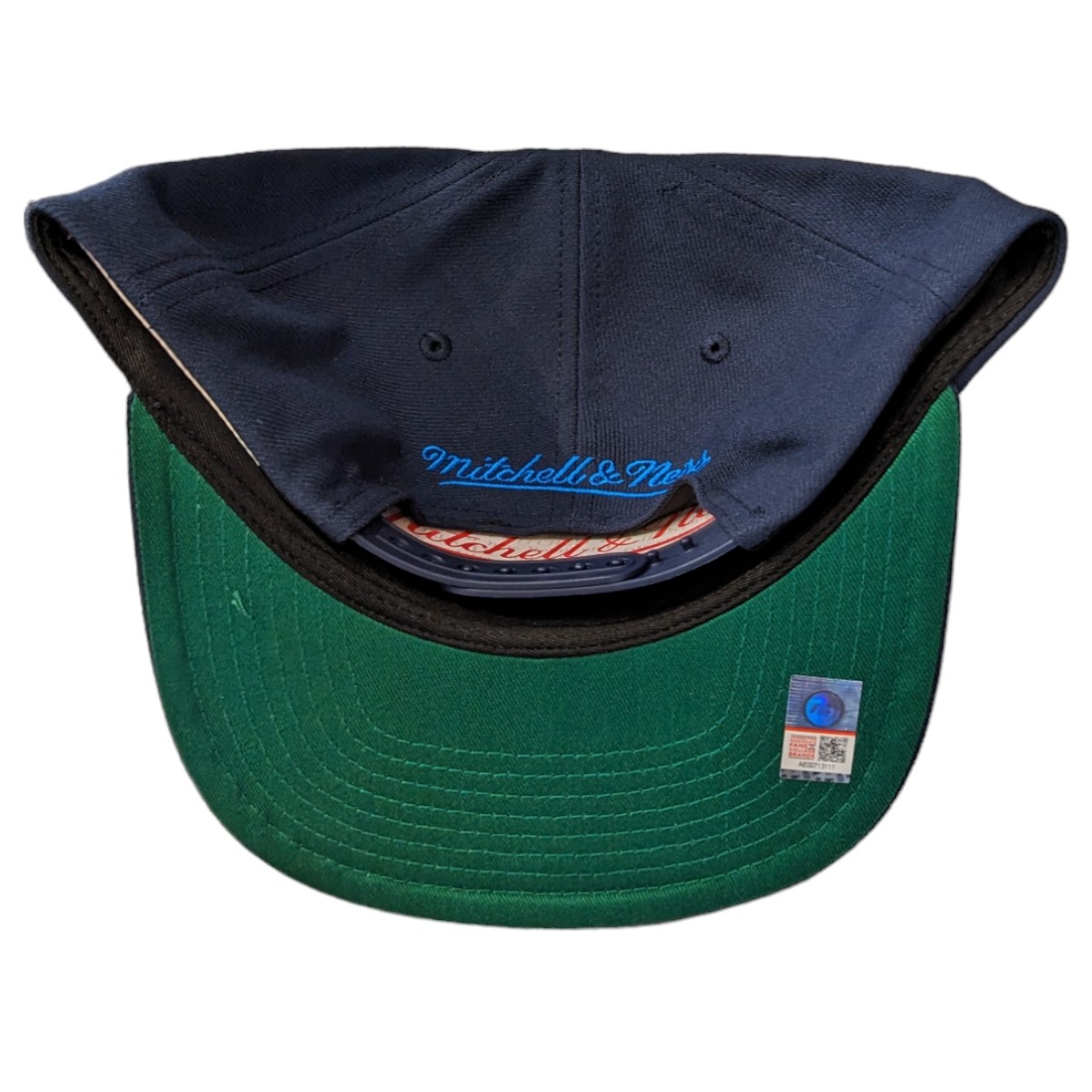 Mitchell & Ness UCLA Script NCAA Top Spot Snapback Navy