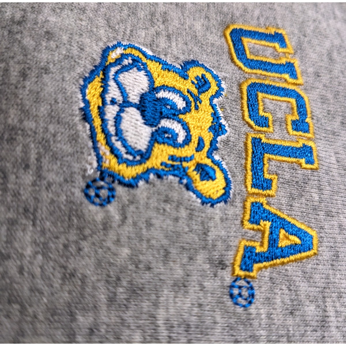 HYPE AND VICE UCLA Babydoll Knit Grey