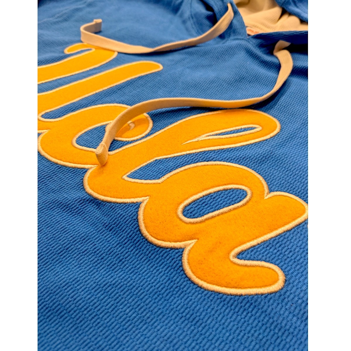 Mitchell & Ness UCLA Script Thermal Lightweight Hoodie Blue