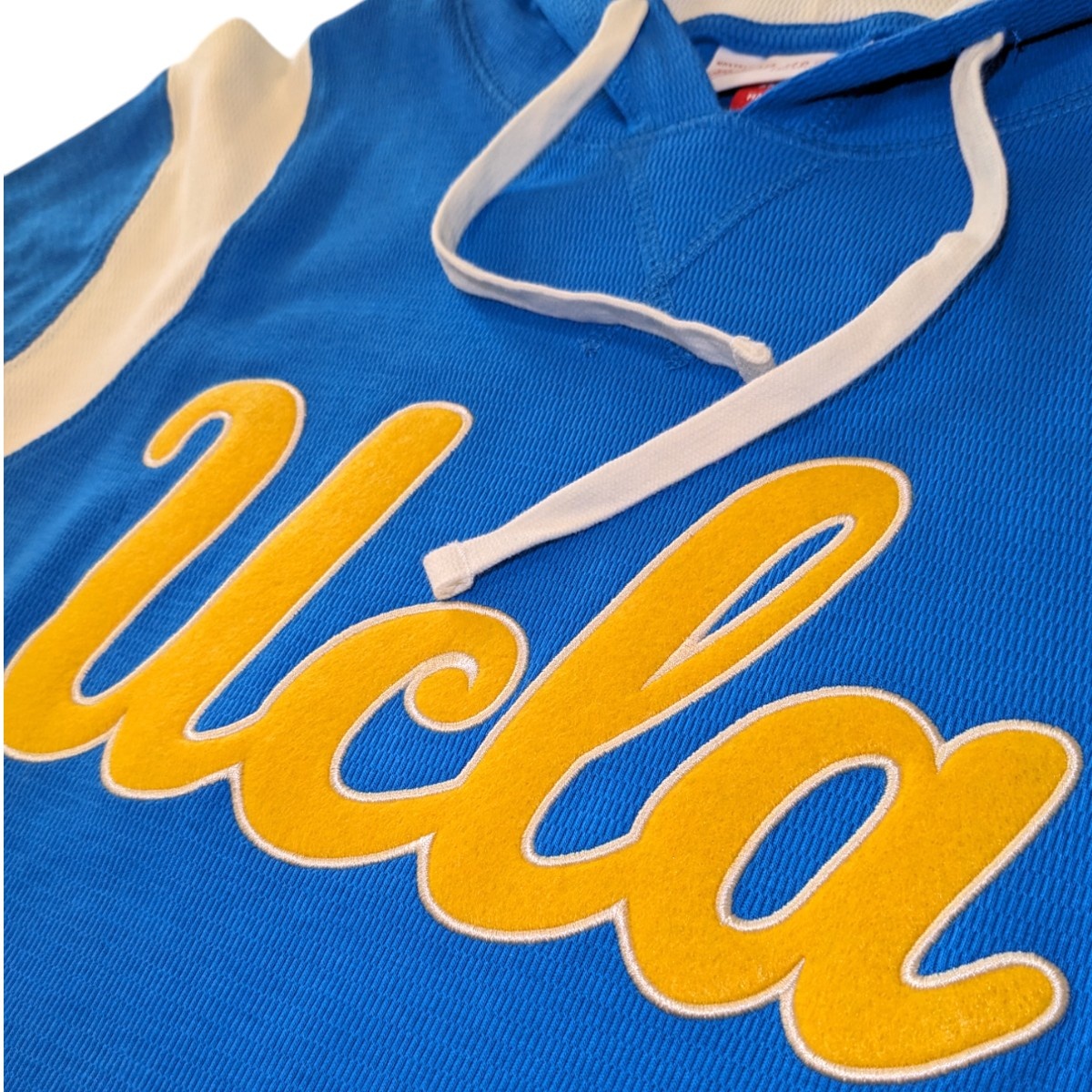 Mitchell & Ness UCLA NCAA Thermal Lightweight Hoodie