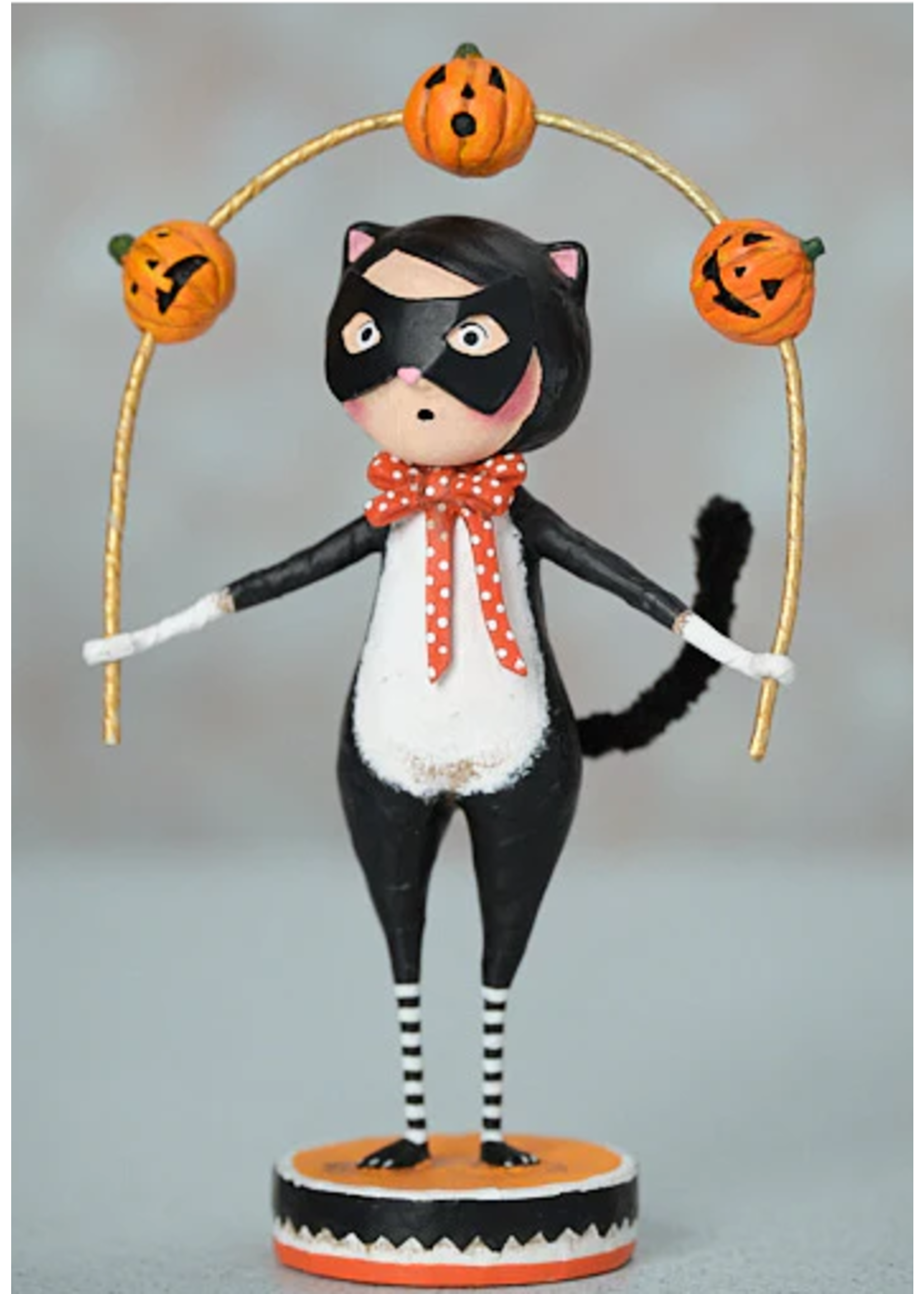 Lori Mitchell Toss a Jack Cat