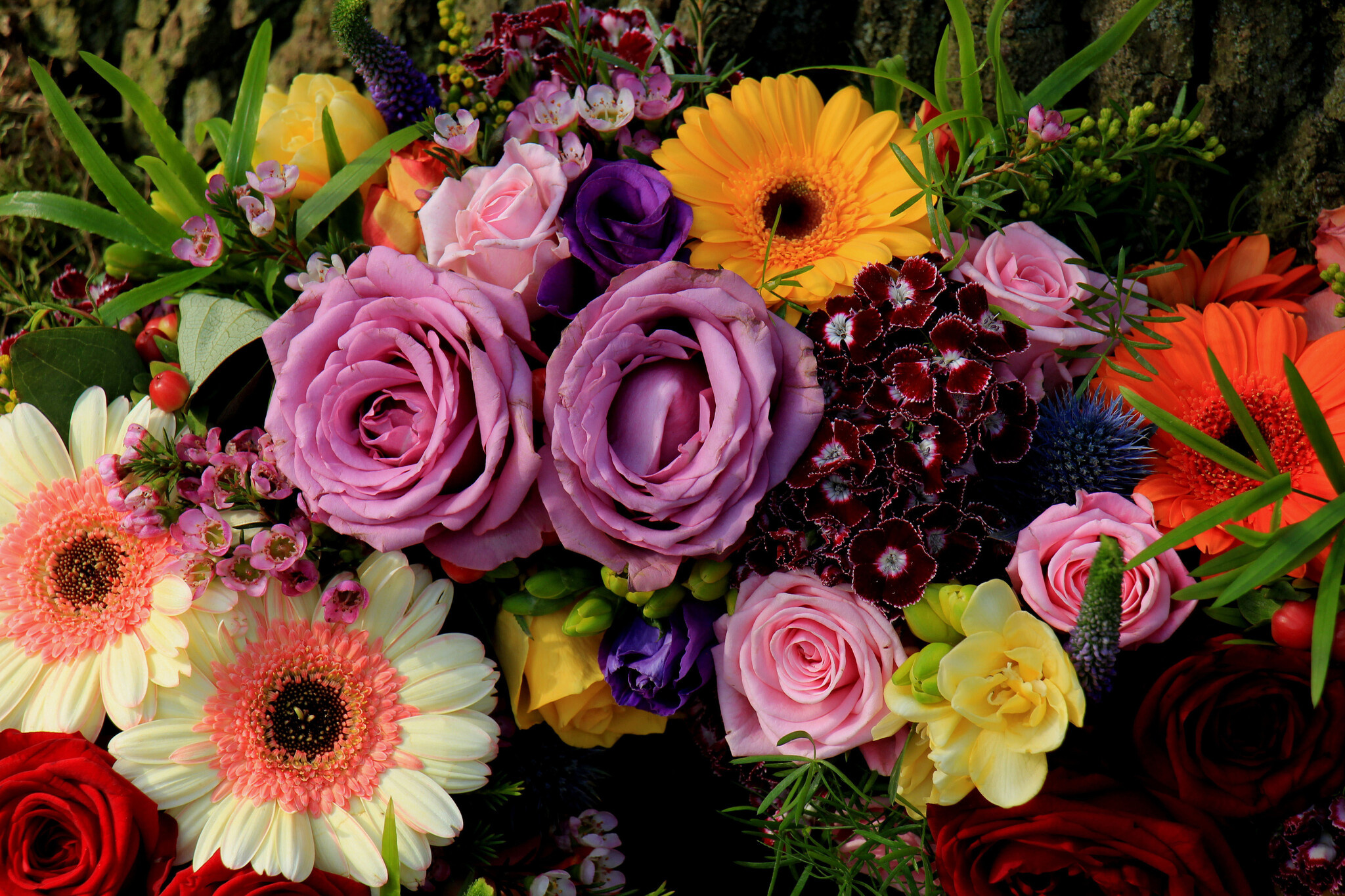 6 Surprising Benefits Of Reliable Floral Deliveries