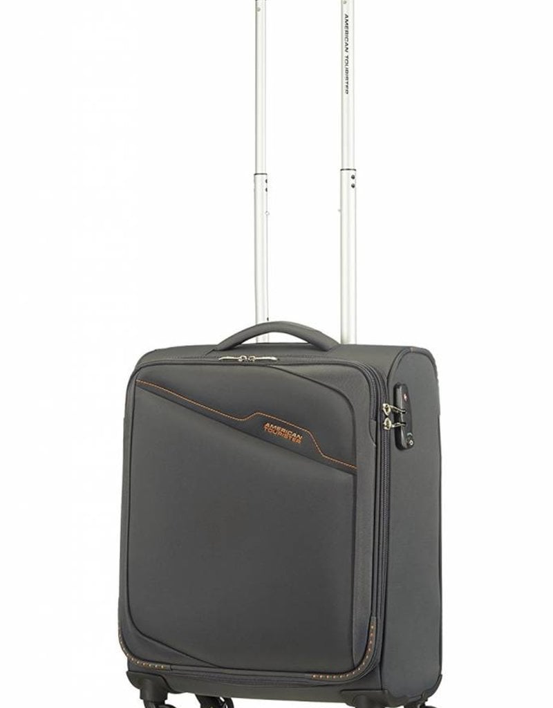 american tourister bayview spinner carry on