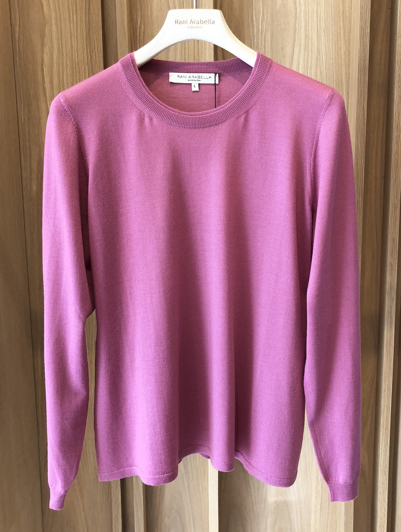 SUPERFINE LIGHT WEIGHT CREW SWEATER 