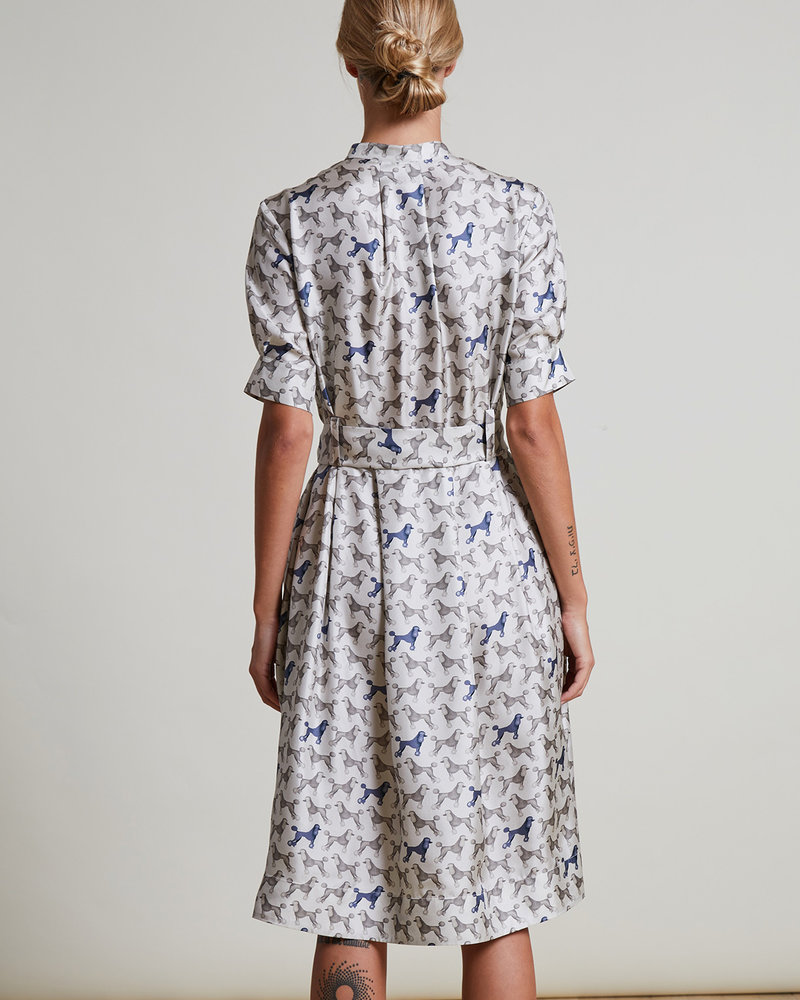 SILK PRINTED DRESS: POODLE: GRAY