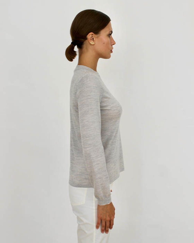 SUPERFINE LIGHT WEIGHT CREW SWEATER: PEARL