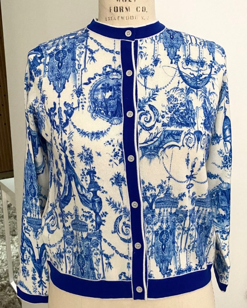 CASHMERE PRINTED CARDIGAN: TOILE DU JOUY-BLUE