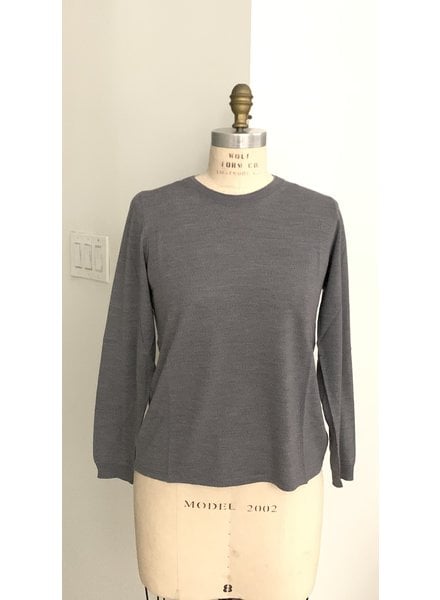 SUPERFINE LIGHT WEIGHT CREW SWEATER: GRAY