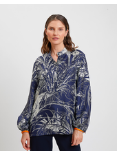 POP OVER WITH POET SLEEVE SILK PRINTED SHIRT: JUNGLE: NAVY
