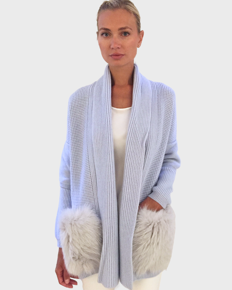 KNIT CASHMERE COAT WITH FOX POCKETS: LIGHT BLUE