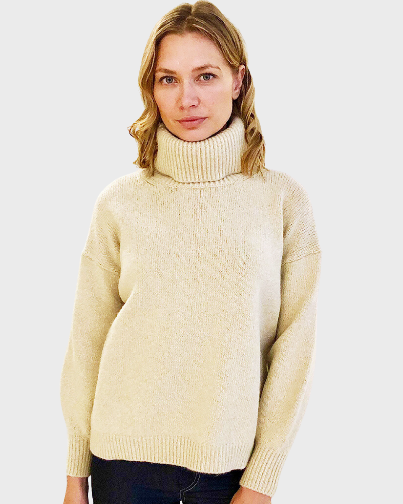 CASHMERE GOLD FOIL ROLL NECK SWEATER: SAND