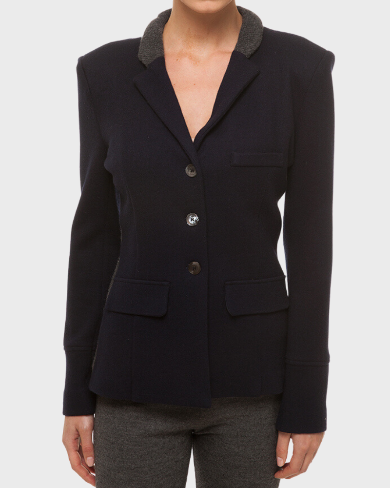 FABRIC AND KNIT BLAZER: NAVY-GRAY