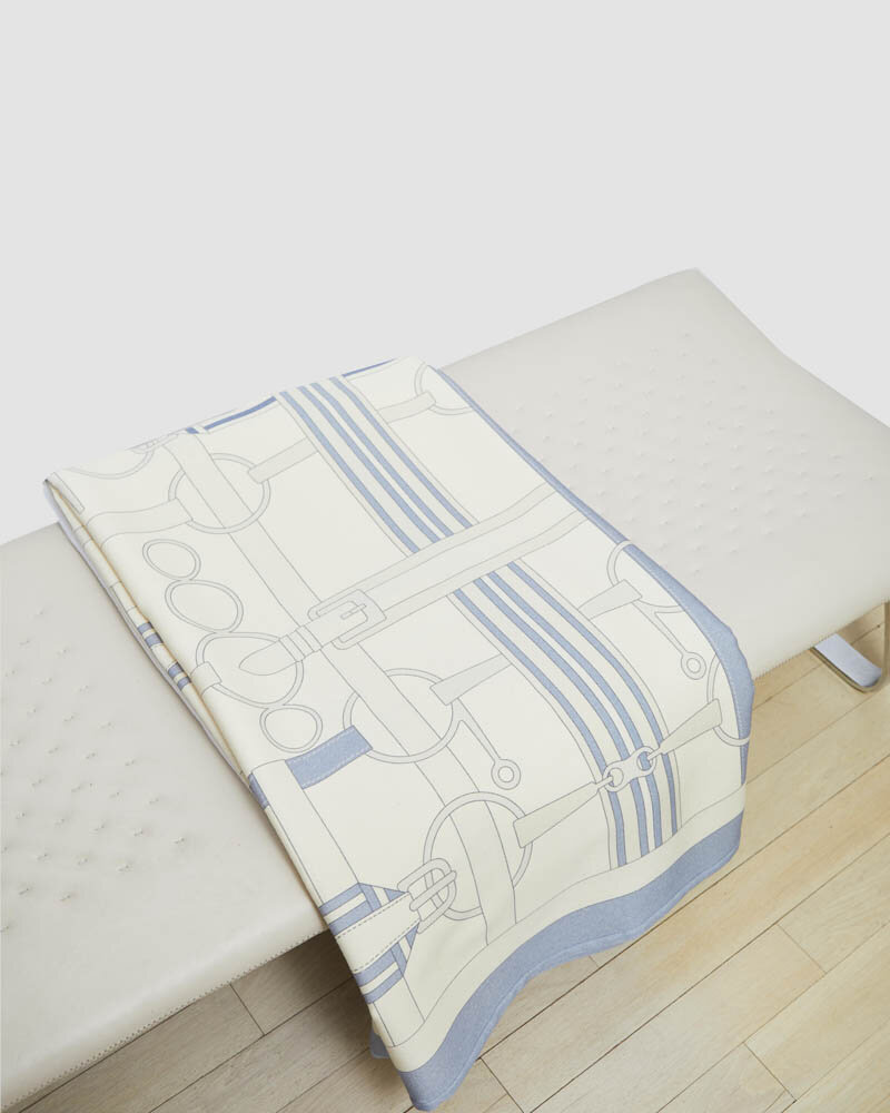 LIGHT BLUE THROW  SIENA  :  76 "X 52 ": SADDLE BEIGE-BLUE