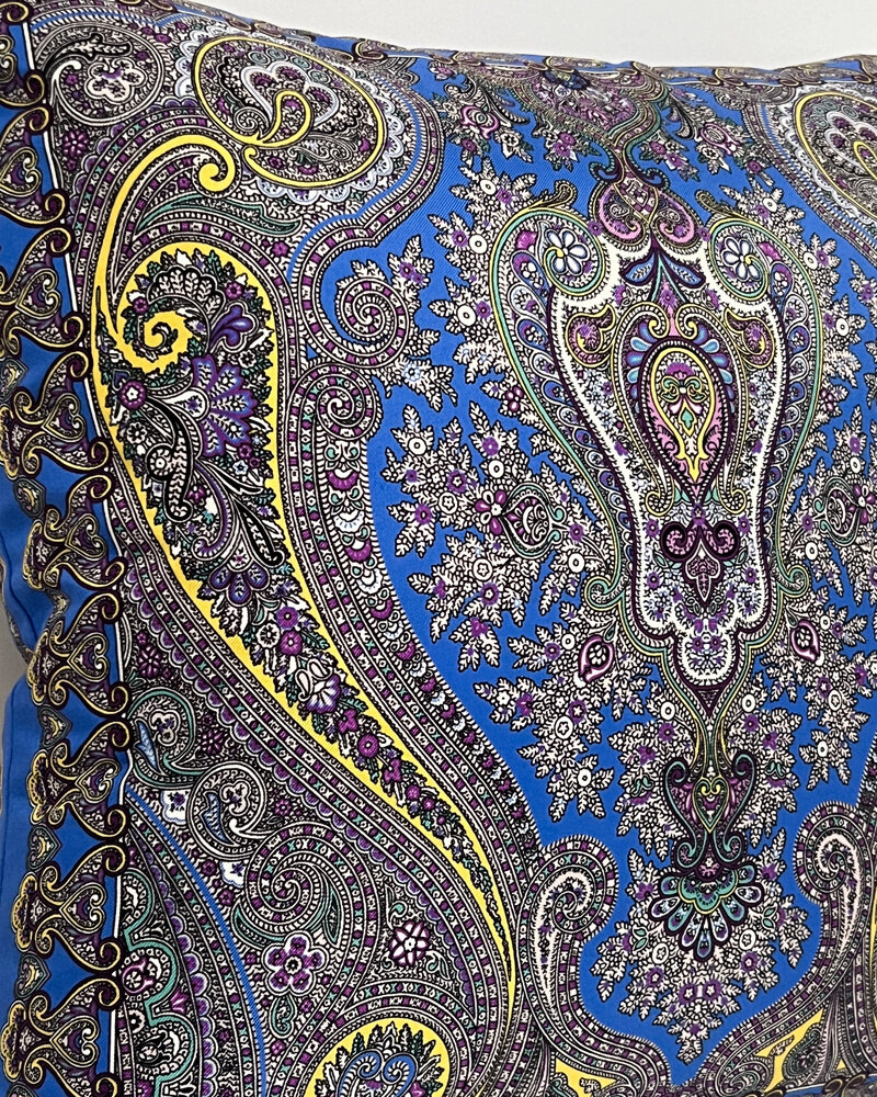 SILK PRINTED PILLOW ON BOTH SIDE: 16" X 16": PAISLEY: BLUE