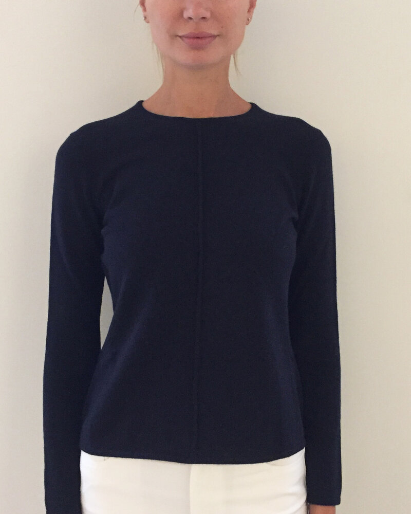 LS KNITTED CREW WITH CENTER PIPING: NAVY