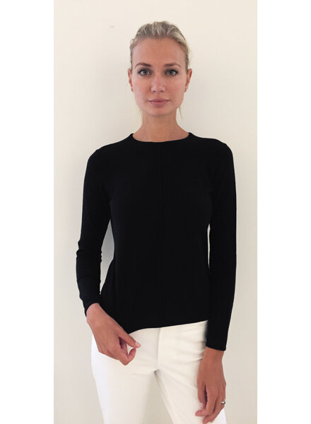 LS KNITTED CREW WITH CENTER PIPING: BLACK
