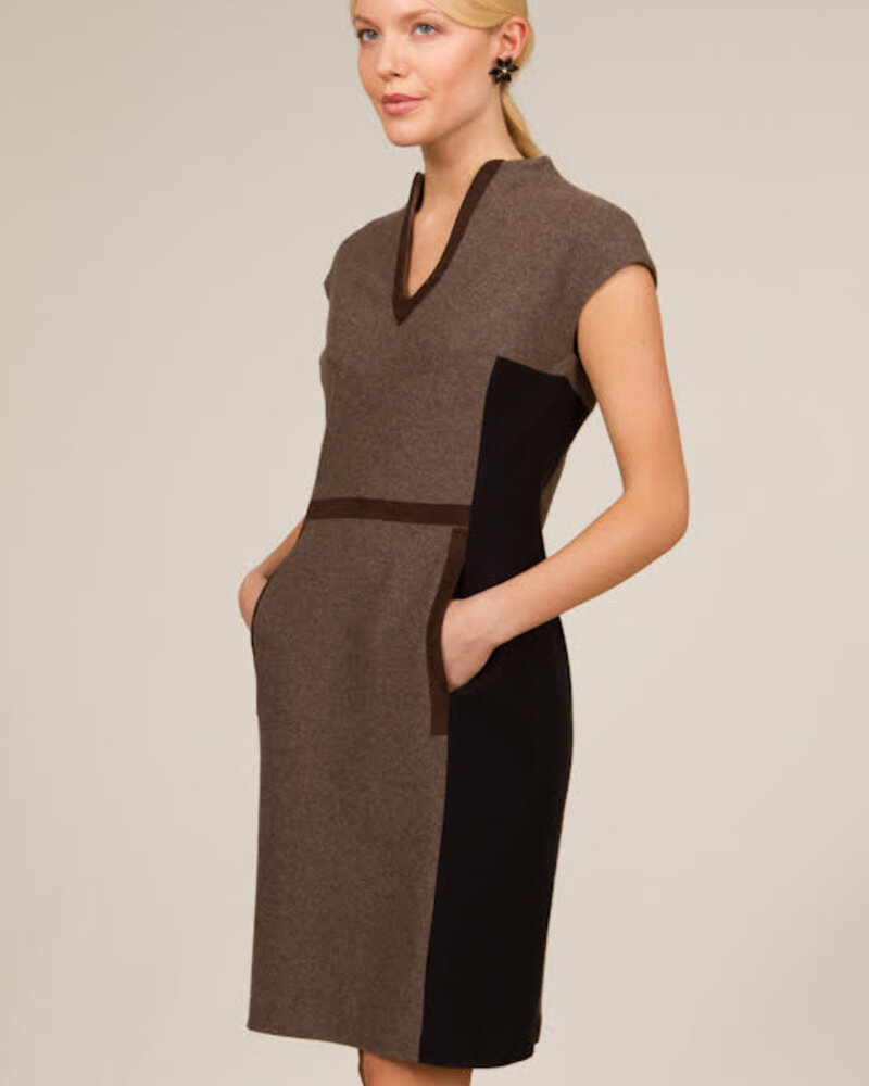 TWO-TONE DRESS: CASHMERE WOOL JERSEY: GRAY-BROWN: LARGE