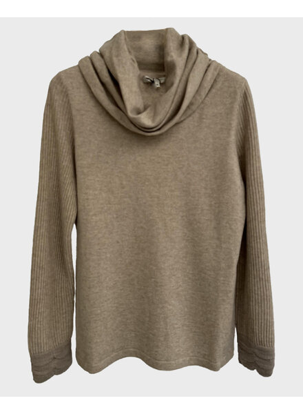CASHMERE CREWNECK SWEATER WITH RUFFLES AND TRIM DETAILS : SAND