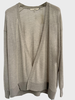 SUPERFINE CASHMERE CARDIGAN W/ CONTRASTING STITCHING: PEARL
